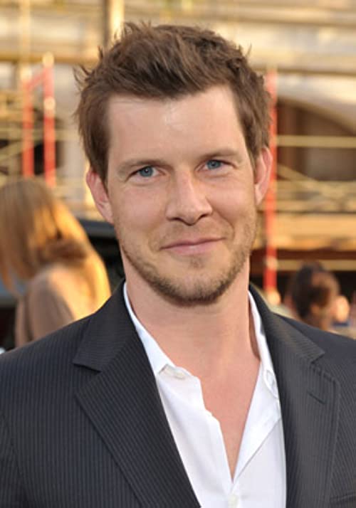 Eric Mabius